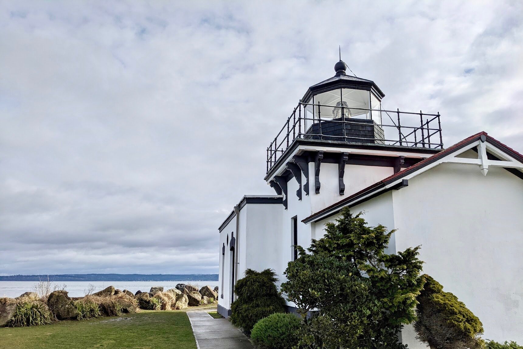 Point No Point Lighthouse, Beach & Trail on Washington's Kitsap Peninsula