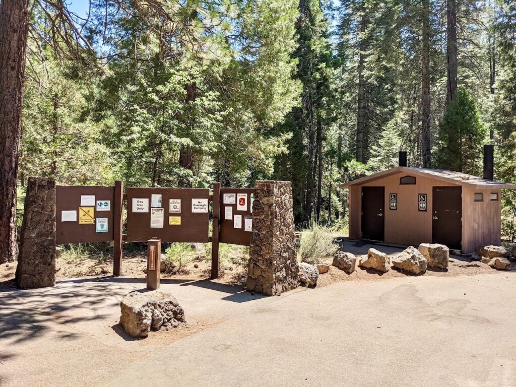 Lower Falls parking and picnic area