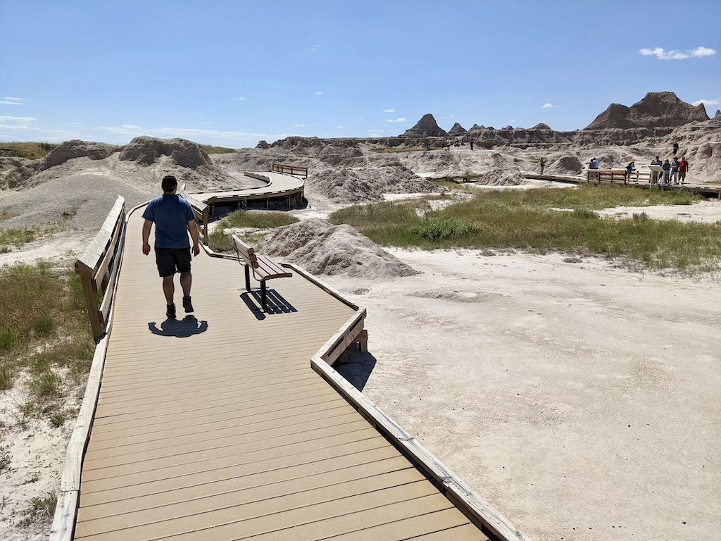 The Fossil Exhibit Trail: Hiking In Beautiful Badlands National Park